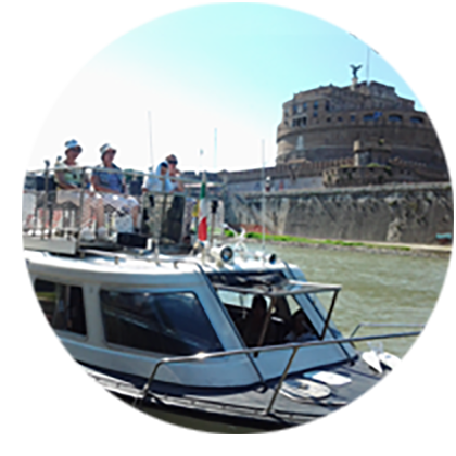 Hop-On-Off River Tour by Rome Boat Experience